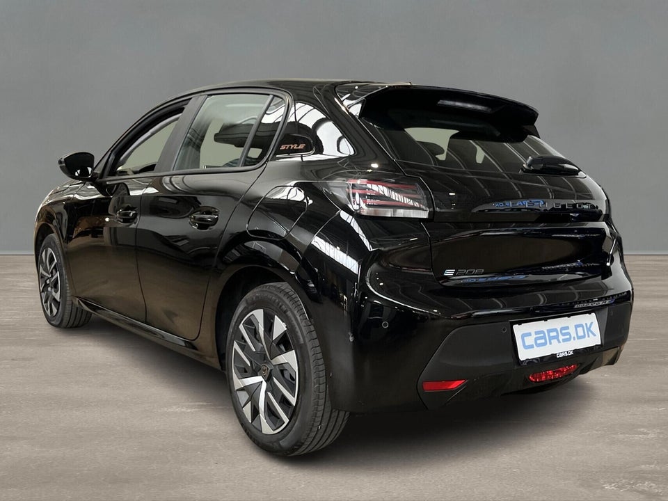 Peugeot e-208 50 Style 5d