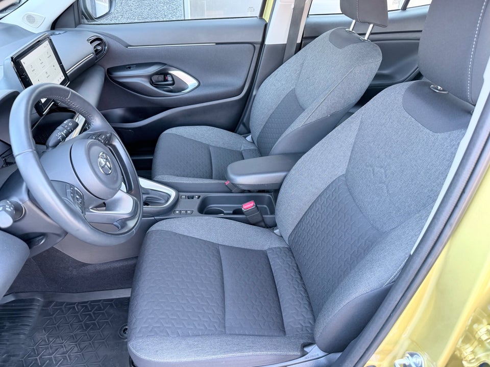 Toyota Yaris Cross 1,5 Hybrid Active Tech+ e-CVT 5d
