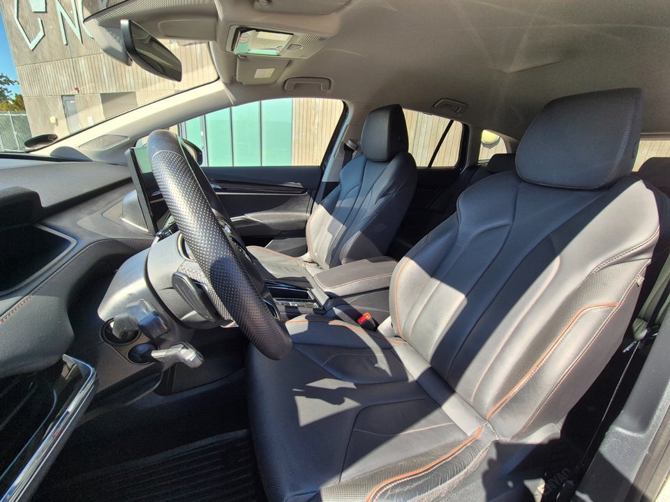 Skoda Enyaq 80 iV Selection Suite 5d