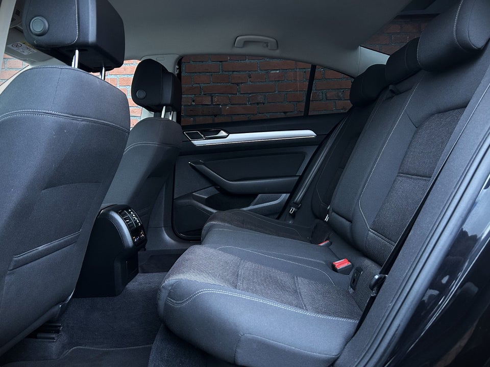 VW Passat 2,0 TDi 150 Comfort+ DSG 4d