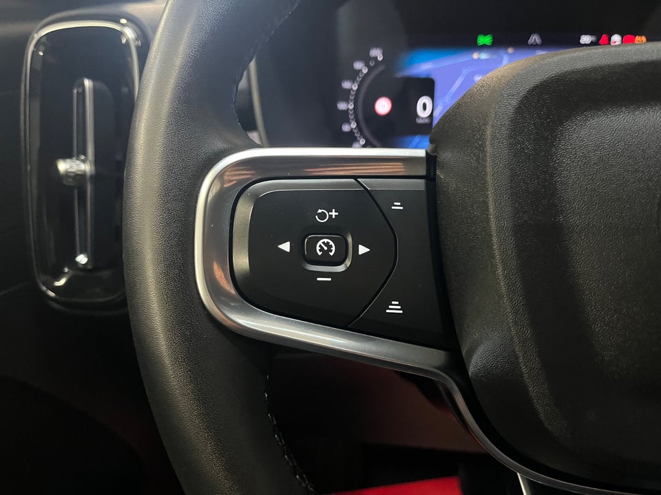 Volvo XC40 ReCharge Extended Range Ultimate 5d