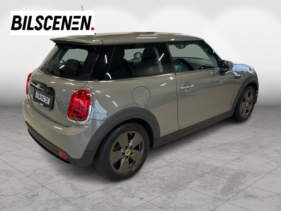 MINI Cooper SE Essential 3d