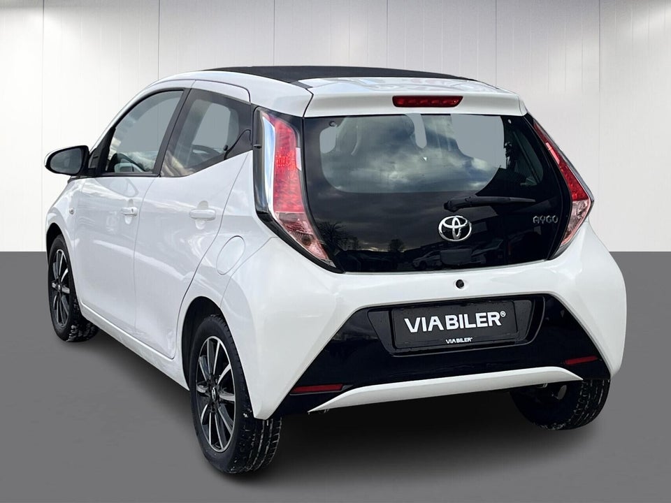 Toyota Aygo 1,0 VVT-i x-sky 5d