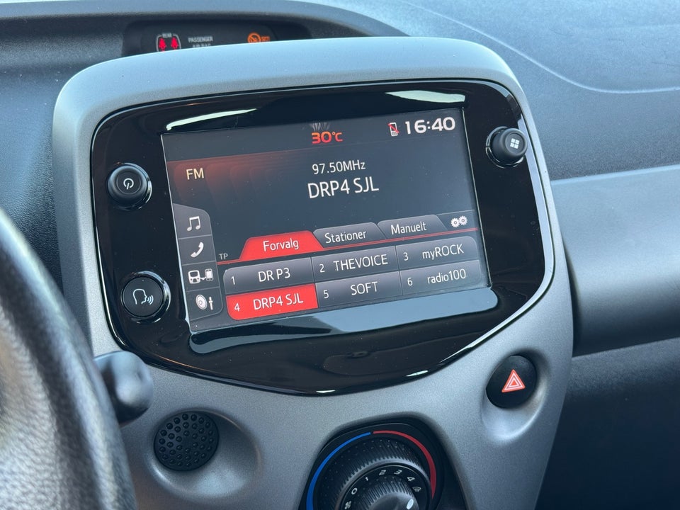 Toyota Aygo 1,0 VVT-i x-play 5d