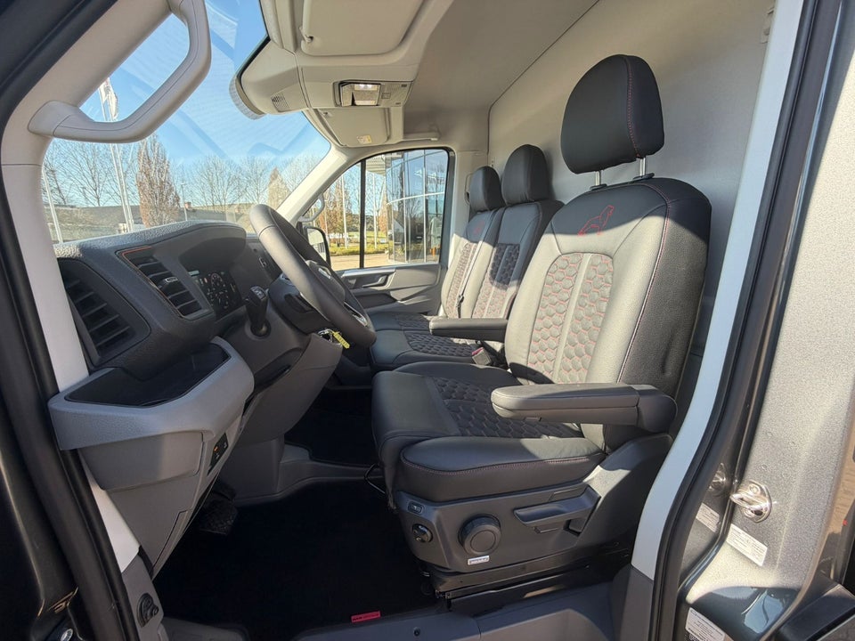 MAN TGE 2,0 3.180 Individual Lion S L3H3 aut. FWD