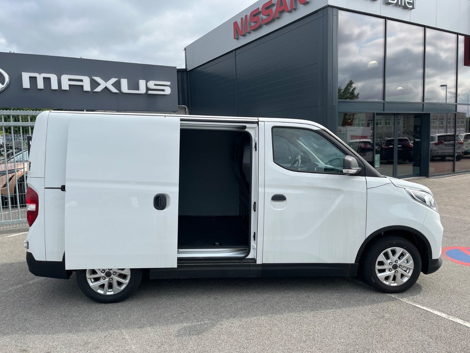 Maxus e-Deliver 3 50 Cargo Van SWB
