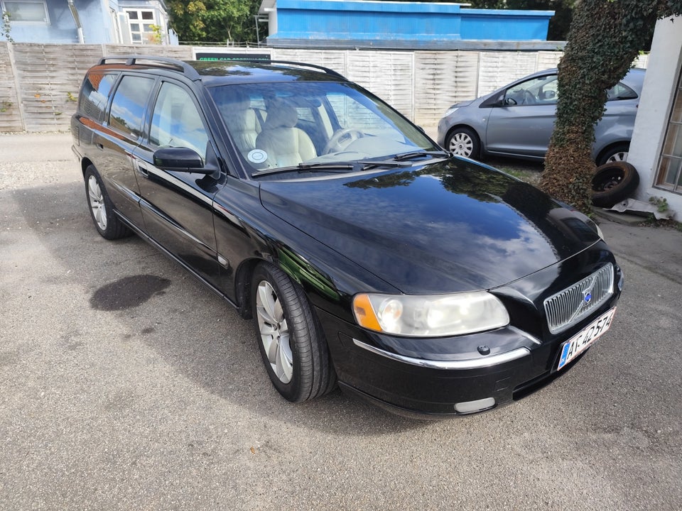 Volvo V70 2,4 D5 Kinetic aut. 5d