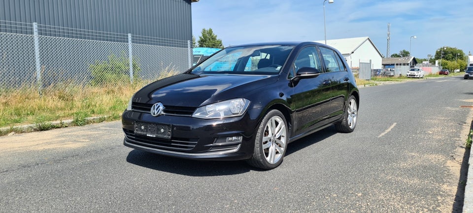 VW Golf VII 1,4 TSi 140 Highline Variant DSG BMT 5d