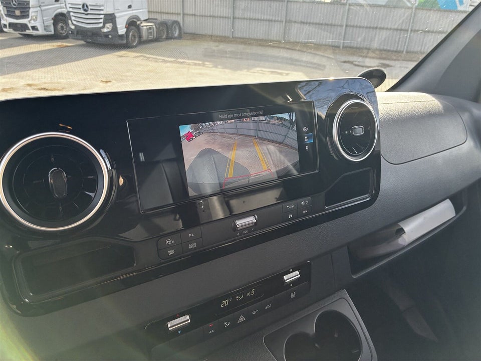 Mercedes Sprinter 319 3,0 CDi A2 Kassevogn aut. RWD