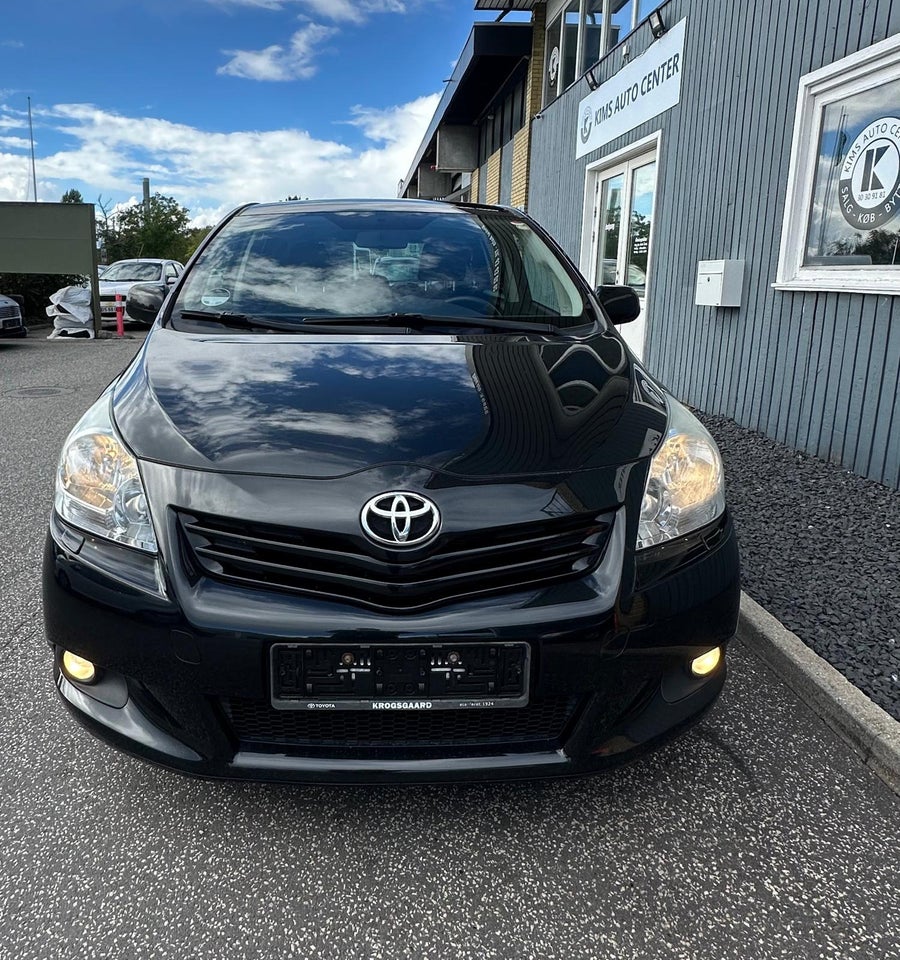 Toyota Verso 1,8 T3 7prs 5d