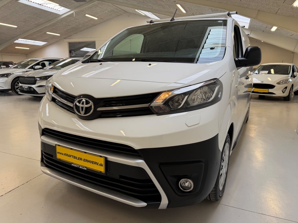 Toyota ProAce 2,0 D 120 Long Comfort Master aut. 5d