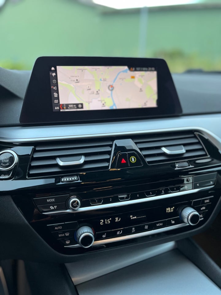 BMW 520d 2,0 Touring Connected aut. 5d