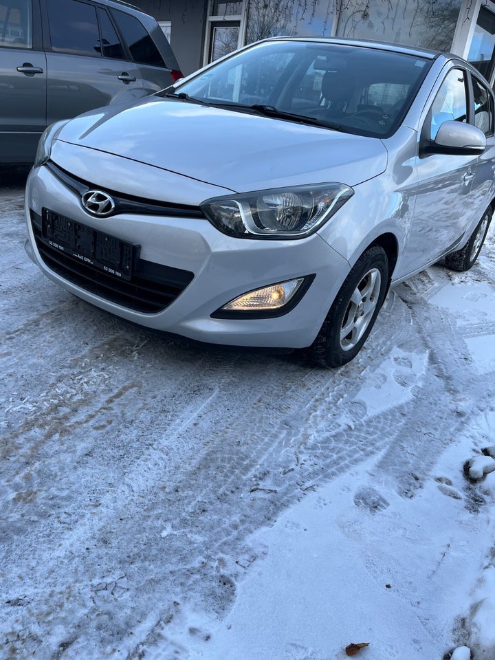 Hyundai i20 1,25 Comfort 5d