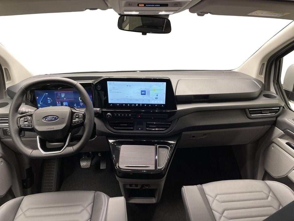 Ford E-Tourneo Custom 340L 64 Titanium X