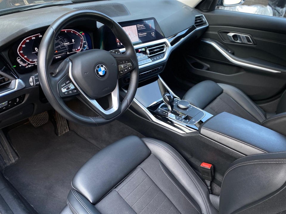 BMW 330e 2,0 Touring Sport Line aut. 5d