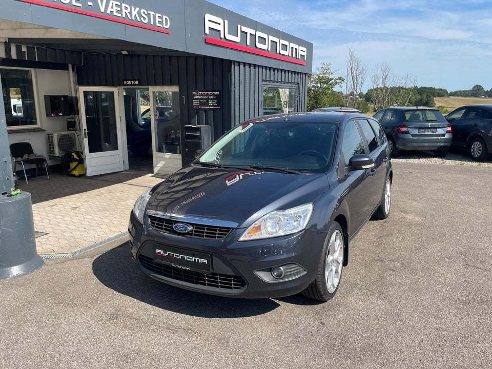 Ford Focus 1,6 Titanium 5d