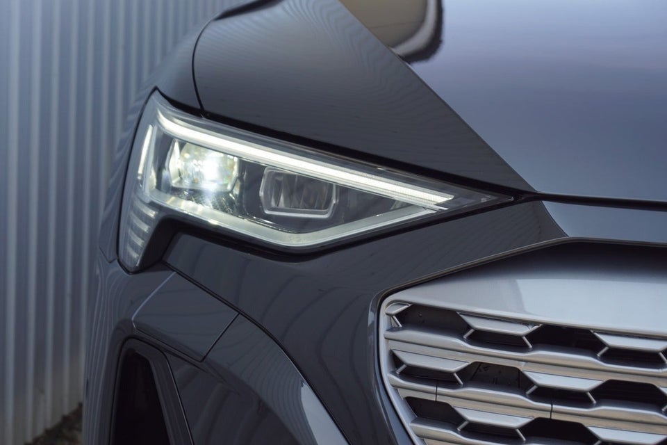 Audi Q8 e-tron 55 Advanced quattro 5d