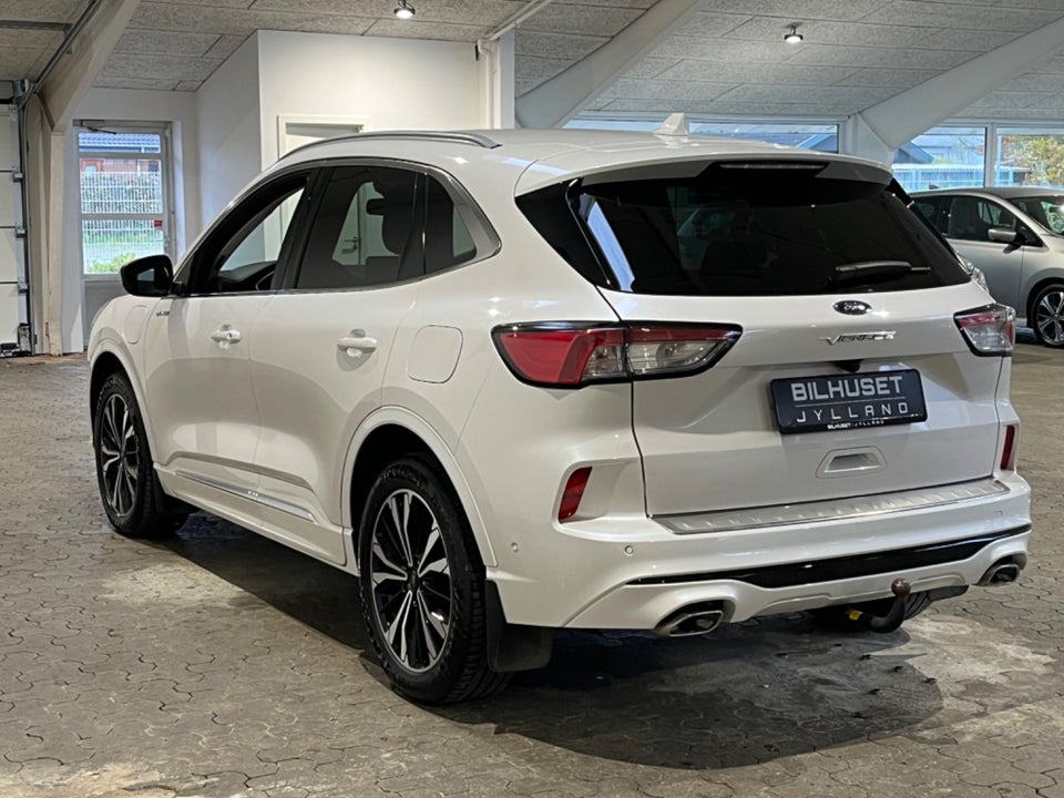 Ford Kuga 2,5 PHEV Vignale CVT 5d