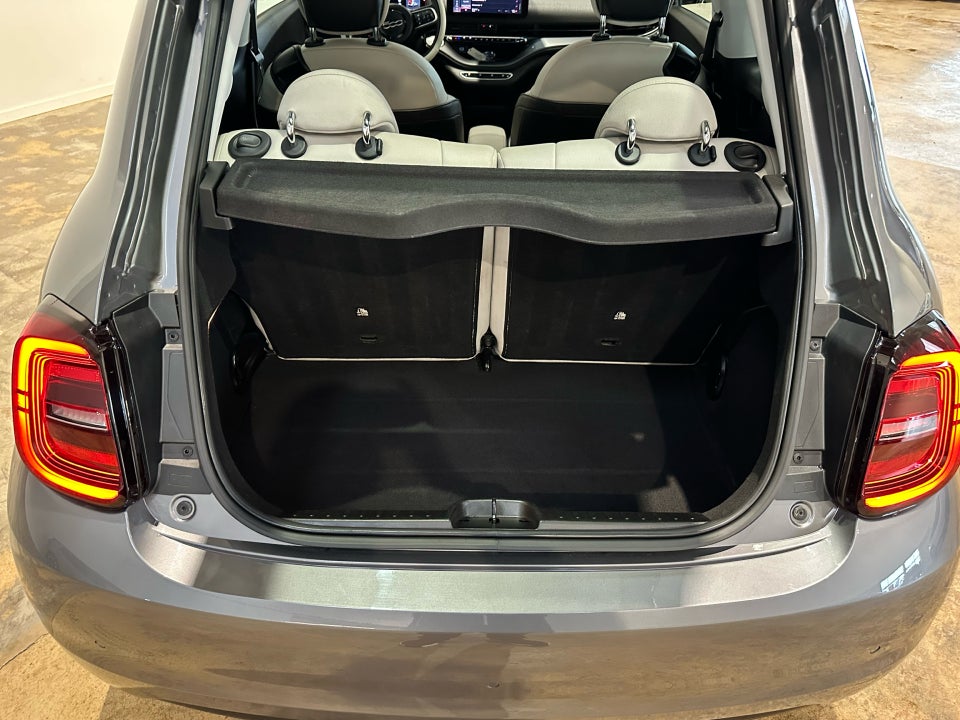 Fiat 500e 42 la Prima by Bocelli 3+1 4d