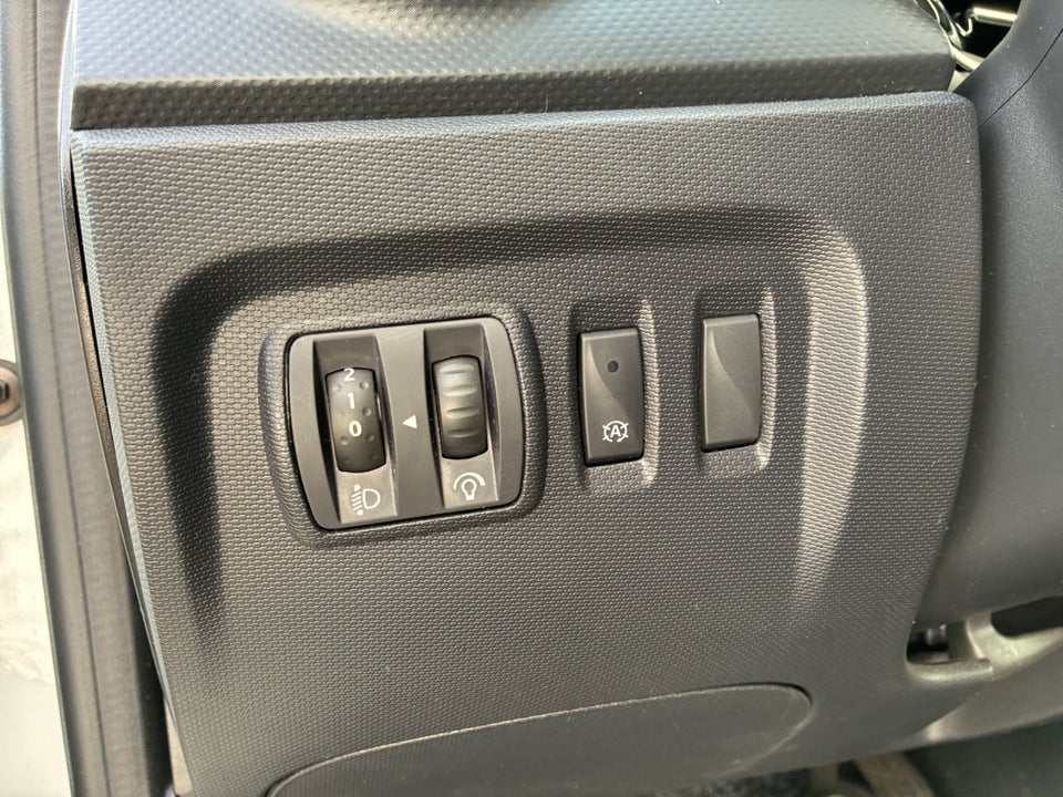 Renault Captur 1,2 TCe 120 Expression EDC 5d