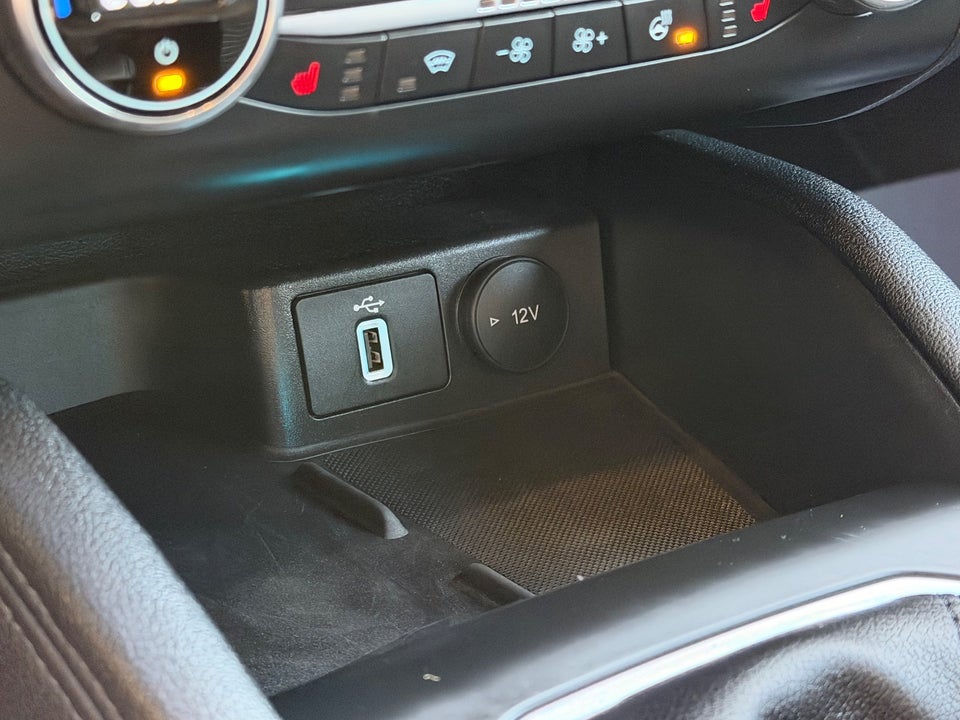 Ford Focus 1,0 EcoBoost mHEV Titanium stc. 5d