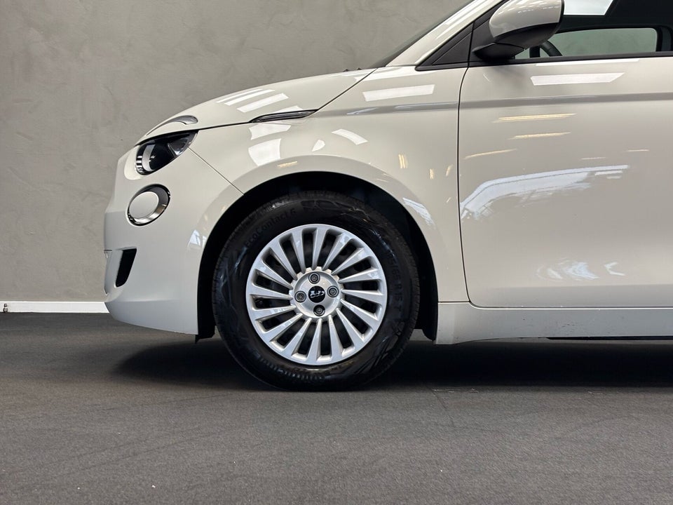 Fiat 500e 24 Icon 3d