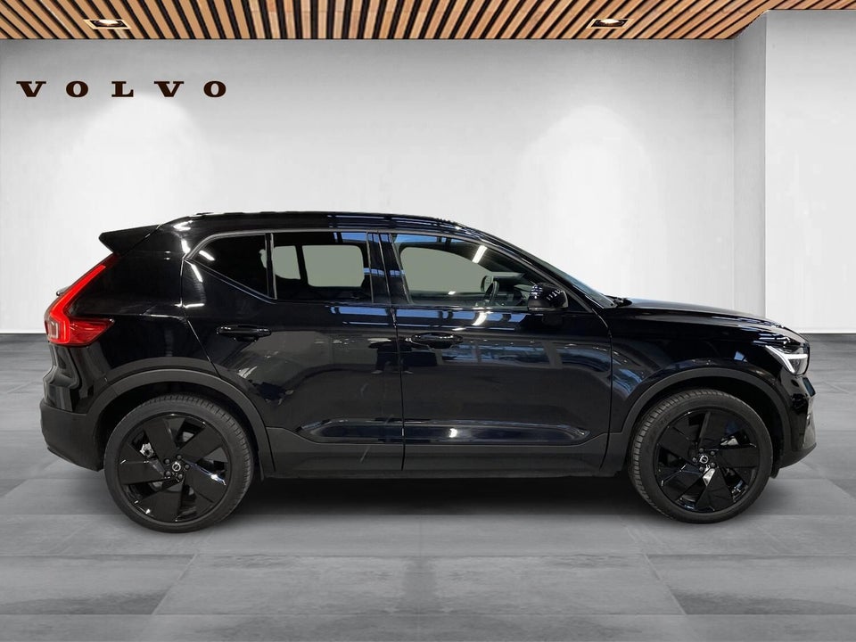 Volvo EX40 Twin Performance Ultra 5d