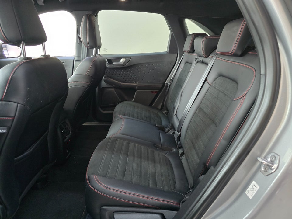 Ford Kuga 2,5 PHEV ST-Line X CVT 5d