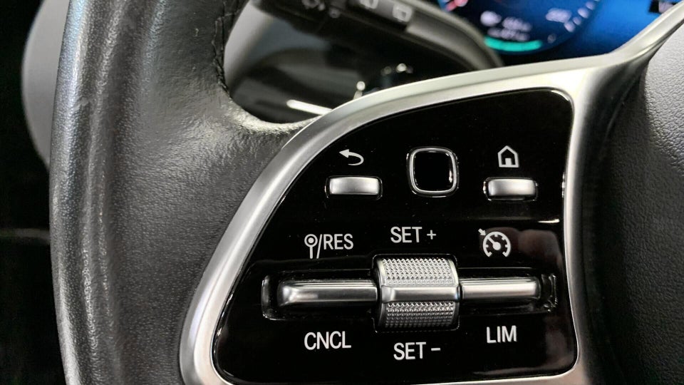 Mercedes EQA250+ Progressive 5d