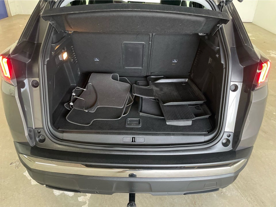 Peugeot 3008 1,6 Hybrid Allure Pack EAT8 5d