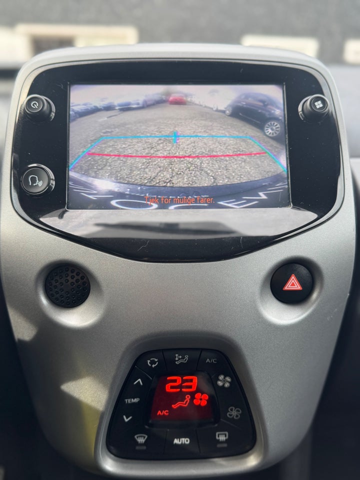 Toyota Aygo 1,0 VVT-i x-cite 5d