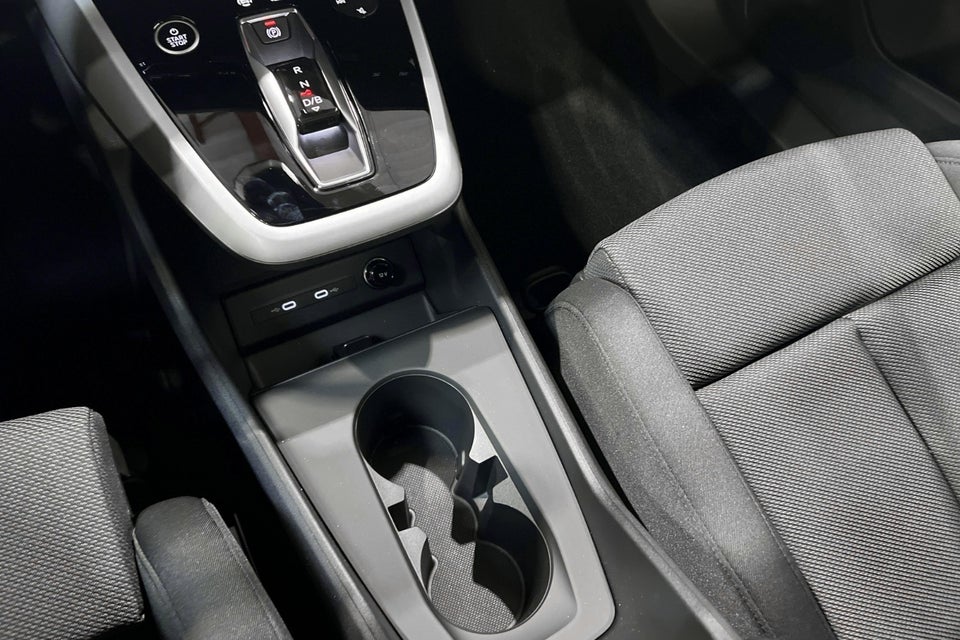 Audi Q4 e-tron 45 Progress 5d