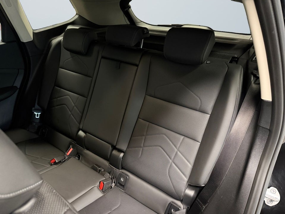 BMW iX1 xDrive30 X-Line 5d