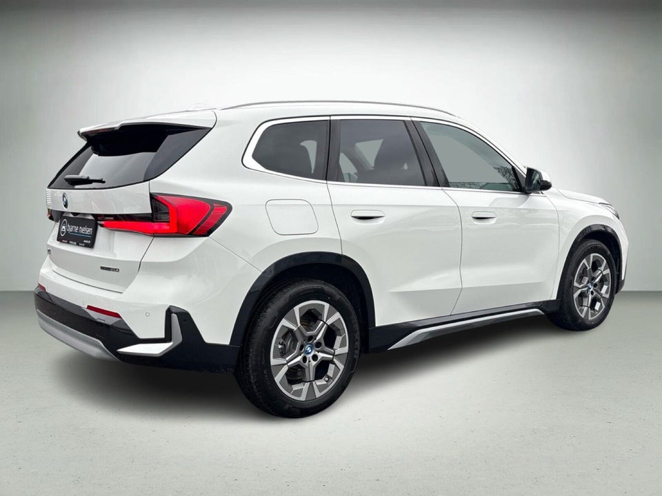 BMW iX1 eDrive20 X-Line 5d