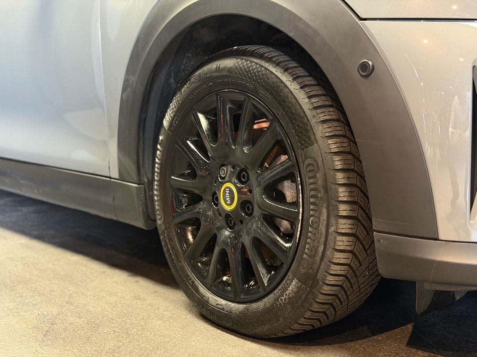 MINI Cooper SE Edition Premium Plus 3d