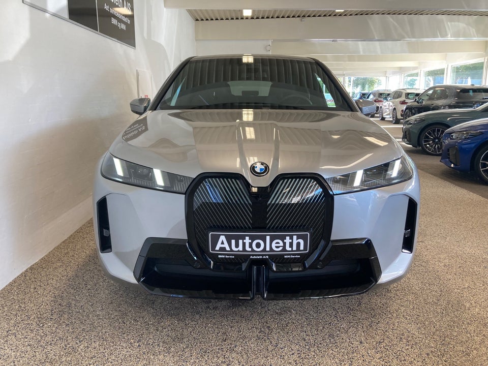 BMW iX xDrive45 M-Sport 5d