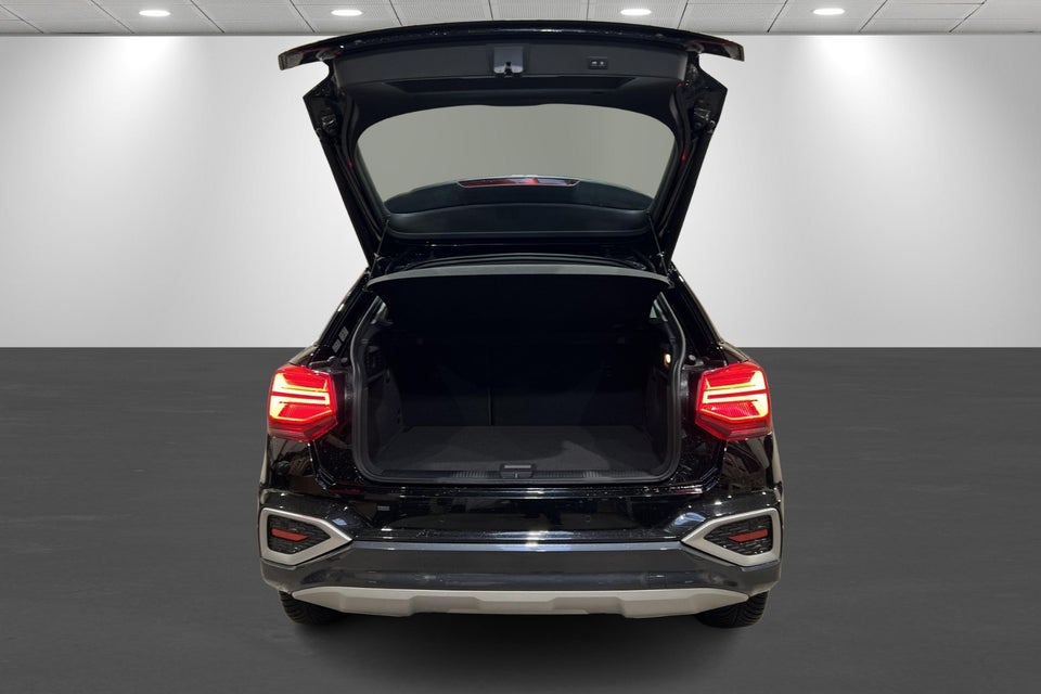 Audi Q2 35 TFSi Prestige S-tr. 5d