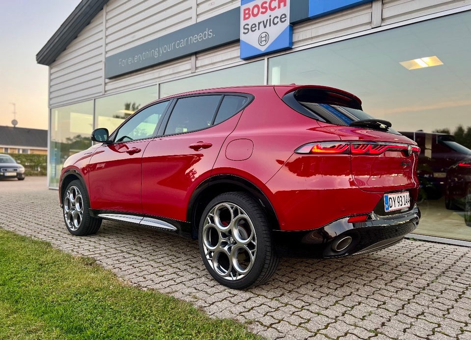 Alfa Romeo Tonale 1,3 PHEV Speciale aut. Q4 5d