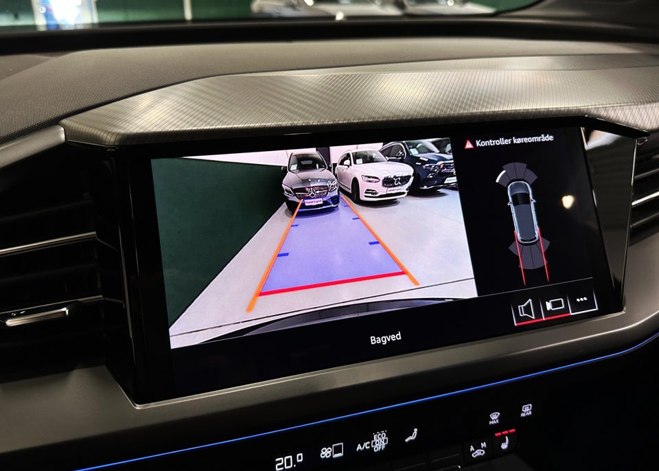 Audi Q4 e-tron 45 S-line 5d