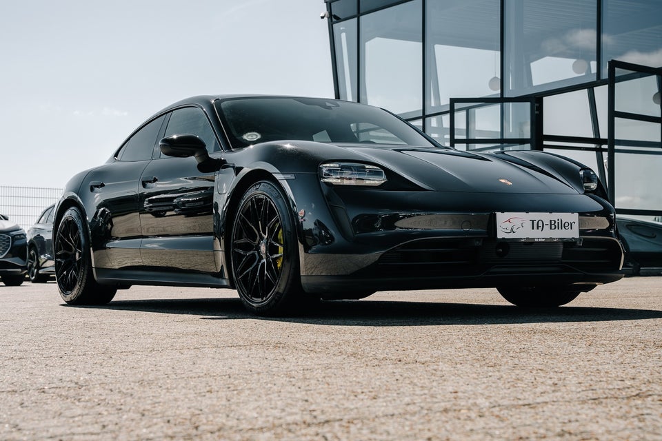 Porsche Taycan 4d
