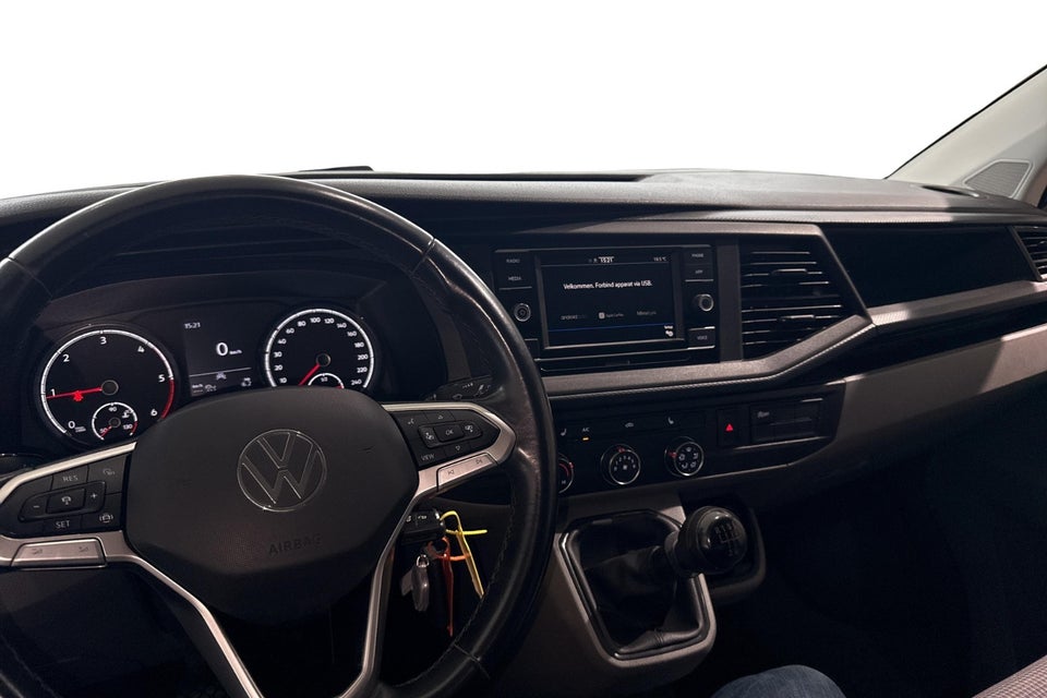 VW Transporter 2,0 TDi 110 Kassevogn lang
