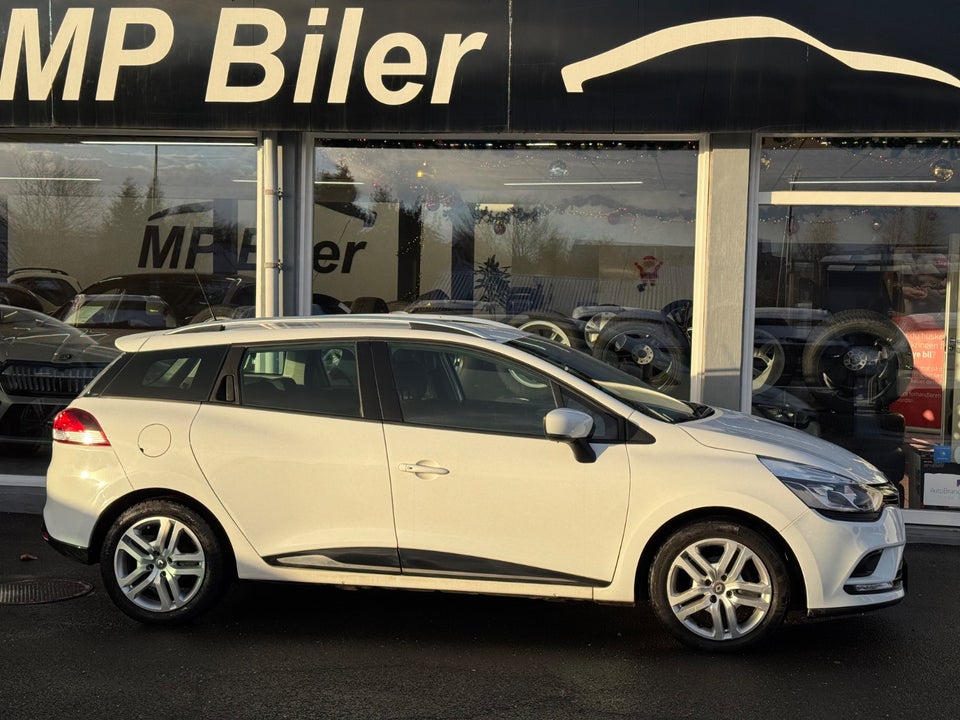 Renault Clio IV 1,5 dCi 90 Zen Sport Tourer 5d