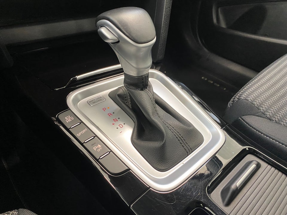 Kia XCeed 1,6 PHEV Prestige DCT 5d