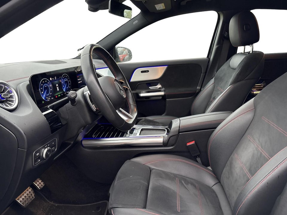 Mercedes EQA350 AMG Line 4Matic 5d