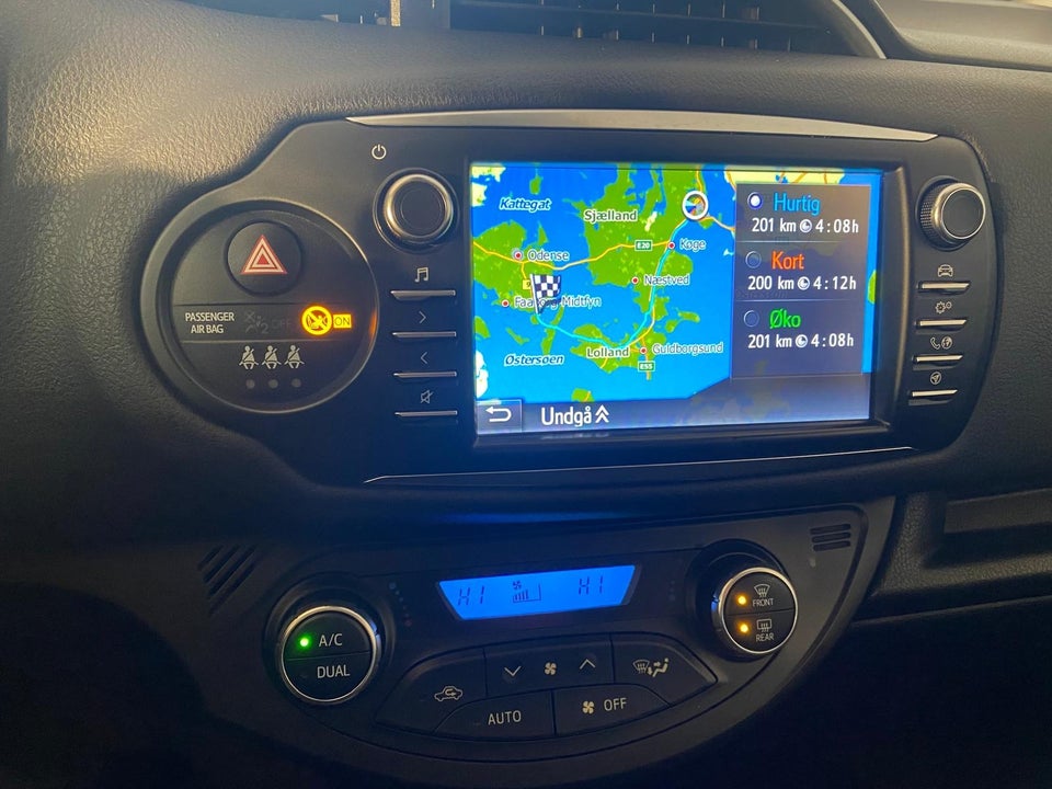 Toyota Yaris 1,5 Hybrid H2 Premium e-CVT 5d