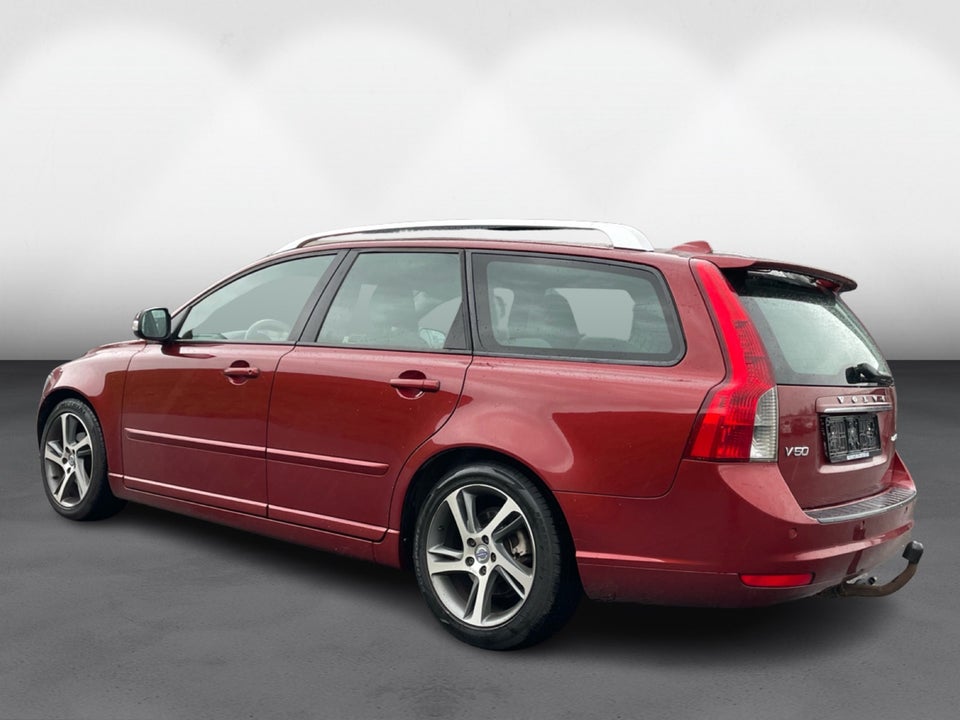 Volvo V50 1,6 D2 115 Momentum 5d