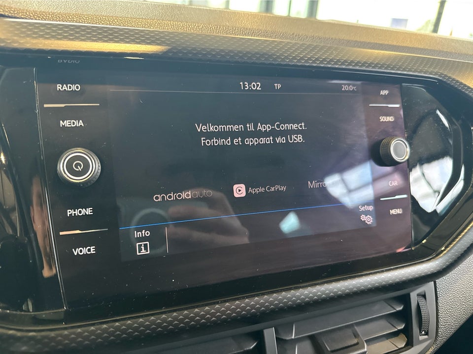 VW T-Cross 1,0 TSi 110 Life DSG 5d