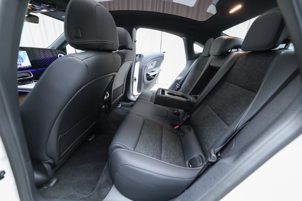 Mercedes CLA250+ EQ Progressive Premium 4d