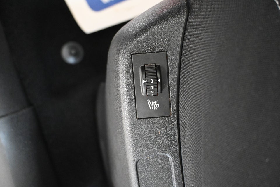 Citroën C4 1,6 BlueHDi 100 Feel+ 5d