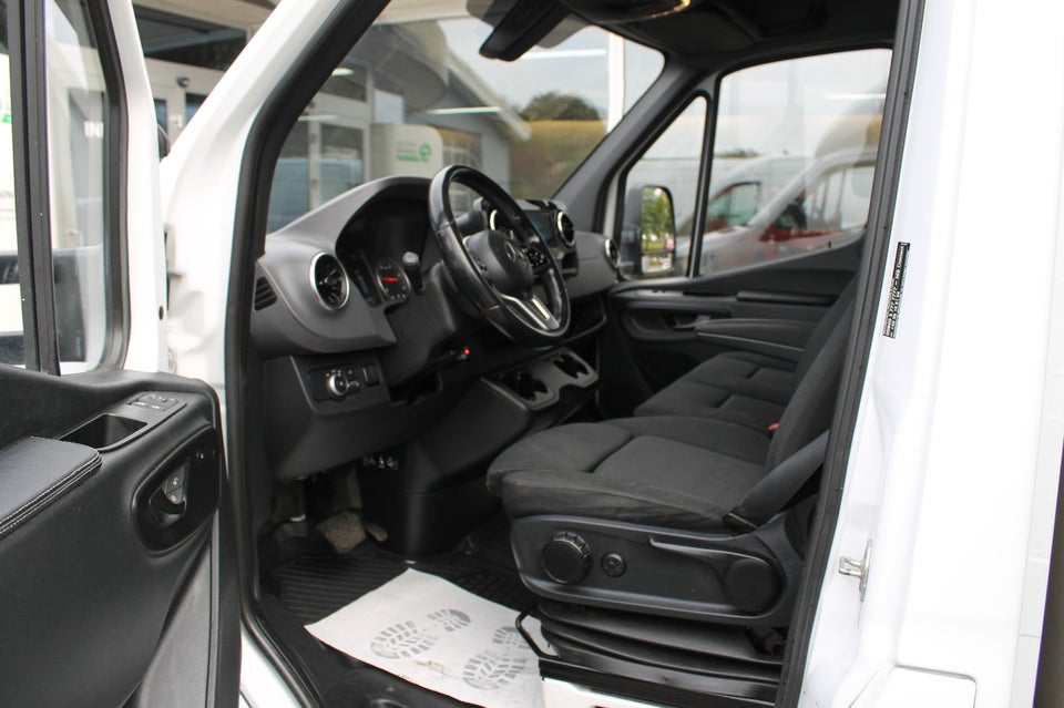Mercedes Sprinter 317 2,0 CDi Alukasse m/lift aut. RWD 2d